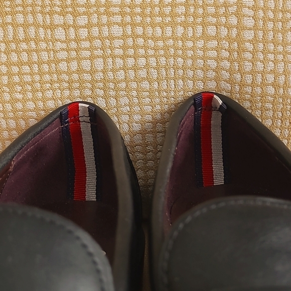 TOMMY HILFIGER LOAFERS - Picture 9 of 9